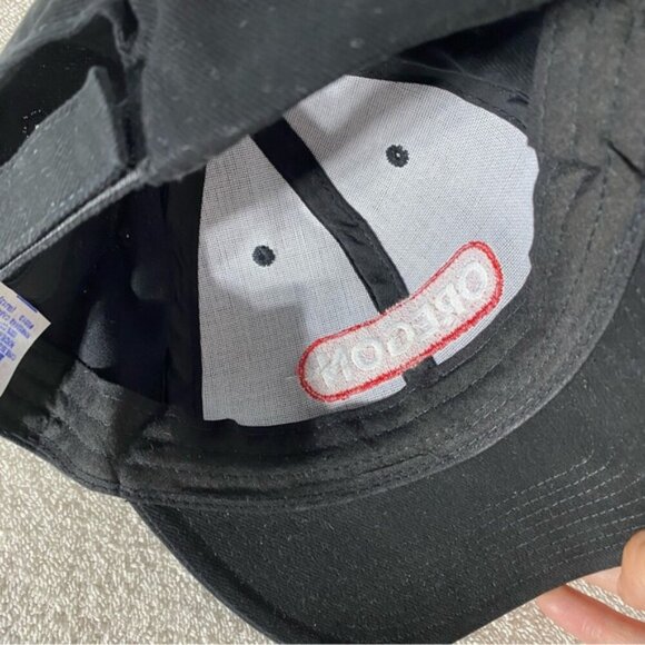 Vintage Black Red Oregon Hat - Picture 8 of 11
